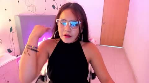 bella_jadee online show from March 4, 2:50 am