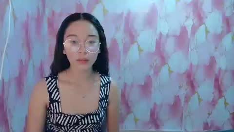 Snapshot of bella_saero chatting on April 19, 12:04 pm bella online show from April 19, 12:04 pm