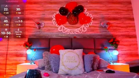 Snapshot of bella_salvatore chatting on February 14, 9:53 pm     online show from February 14, 9:53 pm