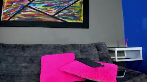 bella_sstone online show from October 4, 12:25 pm