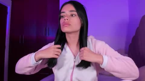 Valeria Model Independent online show from November 1, 4:36 am