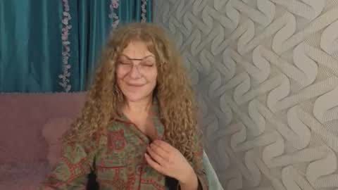 Bella online show from January 15, 3:49 pm