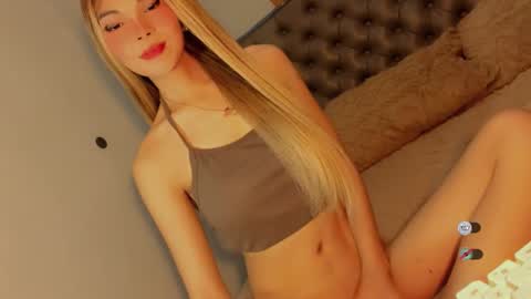 Bella online show from December 5, 4:43 am