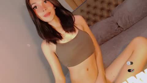 Bella online show from February 18, 1:12 am