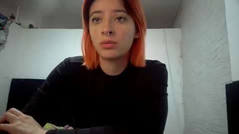 Snapshot of bella_thorne1999 chatting on July 20, 5:04 pm bella_thorne1999 online show from July 20, 5:04 pm