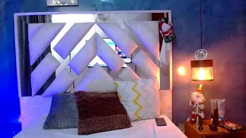 bella_volup online show from December 18, 6:47 pm