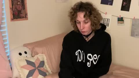 bellababy444 online show from February 9, 10:00 pm