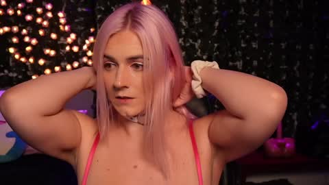 Bellalunabear trans   JadePlant Cis online show from December 14, 5:18 am