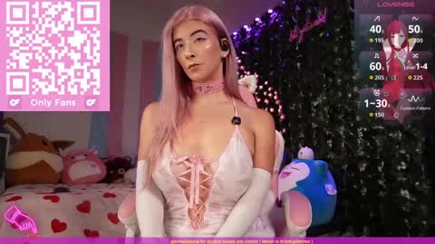 Bellalunabear trans   JadePlant Cis online show from September 18, 7:05 pm