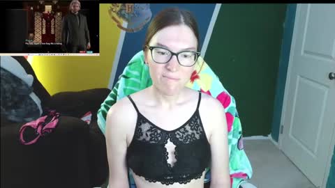 Snapshot of bellablake96 chatting on May 6, 6:02 pm BellaBlake96 online show from May 6, 6:02 pm