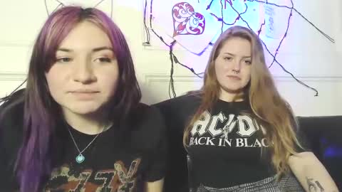Snapshot of bellabutterflyy chatting on January 17, 6:36 am BellaButterflyy online show from January 17, 6:36 am