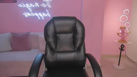  Bella C  online show from November 8, 7:45 pm