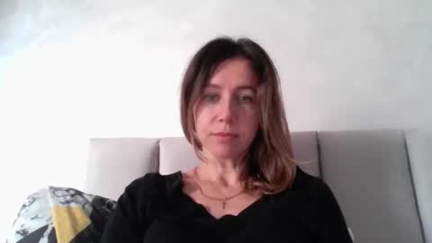 Snapshot of bellacharm_25 chatting on October 27, 9:24 am bellacharm_25 online show from October 27, 9:24 am