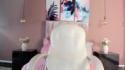 Bella Clair online show from February 1, 8:58 pm