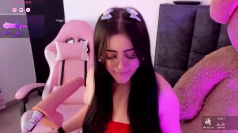 bella cruz online show from April 13, 7:08 pm