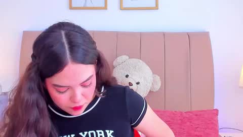 BellaFontana online show from November 19, 3:01 pm