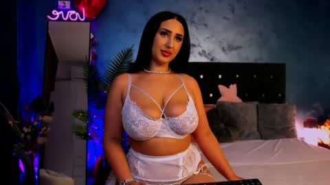 Snapshot of bellafun_ chatting on March 30, 5:25 pm Bella online show from March 30, 5:25 pm