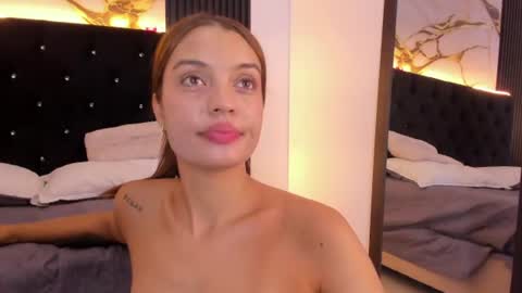 BELLA online show from June 26, 1:37 pm