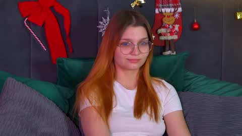 BellaMarebelle online show from December 18, 4:18 am