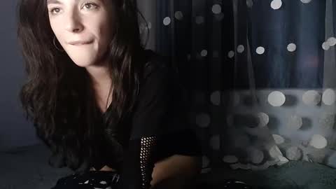 Snapshot of bellaqueen0701 chatting on February 4, 8:59 pm bellaqueen0701 online show from February 4, 8:59 pm