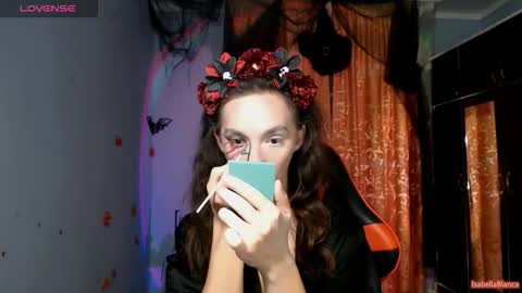 Snapshot of bellaqueen0701 chatting on October 30, 8:31 pm bellaqueen0701 online show from October 30, 8:31 pm