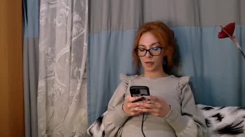 Snapshot of bellaqueen0701 chatting on March 8, 6:55 pm bellaqueen0701 online show from March 8, 6:55 pm