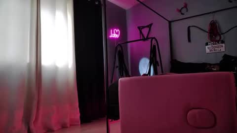 Snapshot of bellaskeykeeper chatting on February 20, 5:57 pm Bellaskeykeeper online show from February 20, 5:57 pm