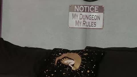 Snapshot of bellaskeykeeper chatting on February 21, 8:37 am Bellaskeykeeper online show from February 21, 8:37 am