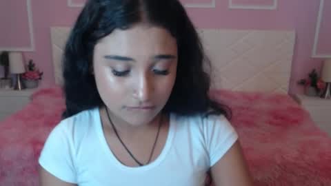 Bella online show from November 22, 12:26 pm