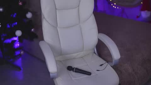 BELLA online show from December 17, 7:58 am