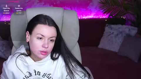 BELLA online show from January 15, 8:30 am