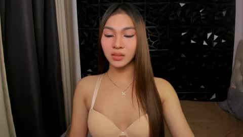 Snapshot of bellatrixnoir69 chatting on June 29, 1:22 pm bella online show from June 29, 1:22 pm