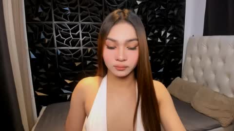Snapshot of bellatrixnoir69 chatting on July 12, 6:26 am bella online show from July 12, 6:26 am