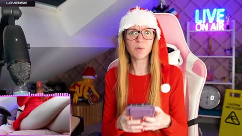 Alice online show from December 4, 1:31 pm