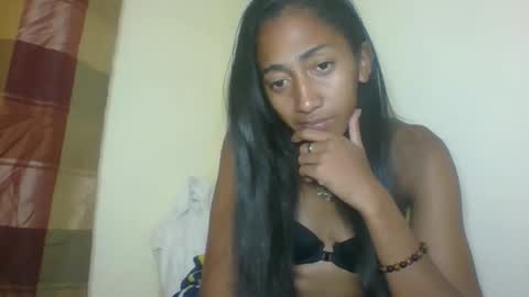 belle_annah online show from April 20, 5:26 pm