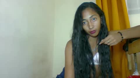 belle_annah online show from April 24, 2:47 am