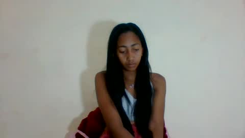 Snapshot of belle_annah chatting on June 21, 1:30 am belle_annah online show from June 21, 1:30 am