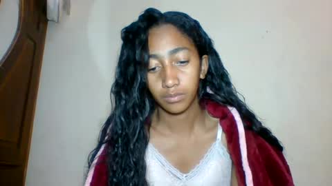 Snapshot of belle_annah chatting on July 6, 4:42 am belle_annah online show from July 6, 4:42 am