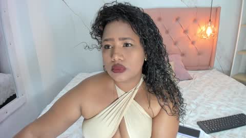 belle online show from January 11, 10:40 pm