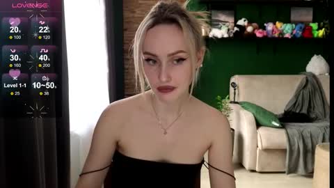 Belle online show from October 7, 8:55 am