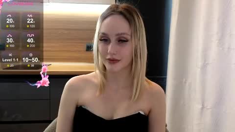 Snapshot of belle_vill chatting on May 8, 11:48 am Belle online show from May 8, 11:48 am