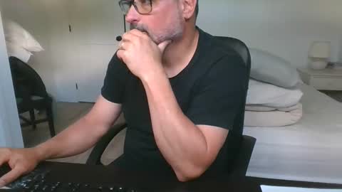 bellequeue19758 online show from May 30, 10:34 am