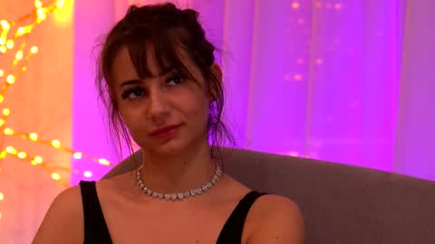 Belle online show from February 5, 9:08 pm