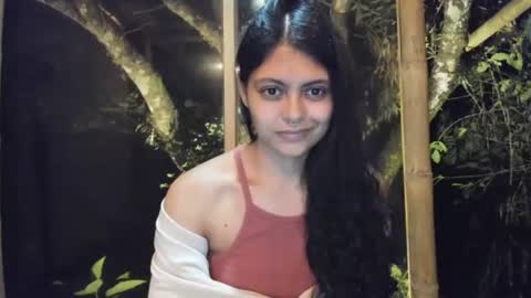 bellezacosmica online show from December 28, 4:51 am