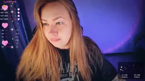 Snapshot of bellezza_ chatting on September 15, 9:04 pm Your Annabelle Wolf online show from September 15, 9:04 pm