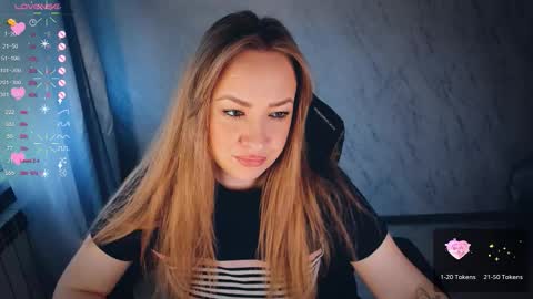 Snapshot of bellezza_ chatting on September 24, 6:50 am Your Annabelle Wolf online show from September 24, 6:50 am