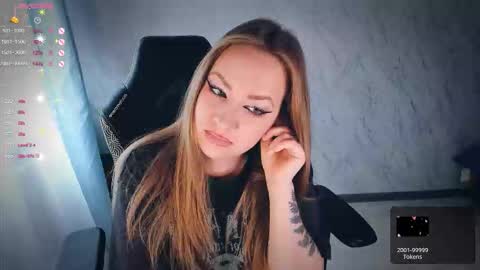 Snapshot of bellezza_ chatting on October 10, 10:14 am Your Annabelle Wolf online show from October 10, 10:14 am