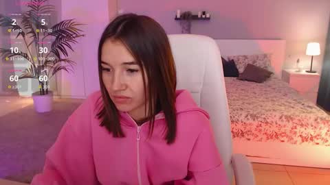 Bella online show from September 16, 1:17 am