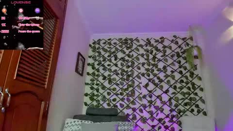 Neon online show from December 20, 11:17 am