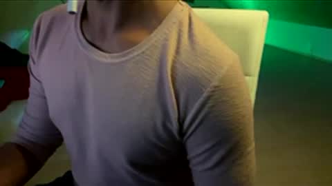 bello477192 online show from December 20, 6:37 pm